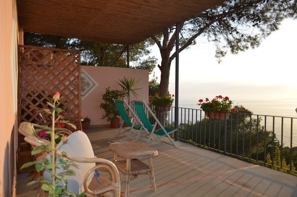 Le Ginestre Di Capri Bb & Holiday House Anacapri  Eksteriør bilde