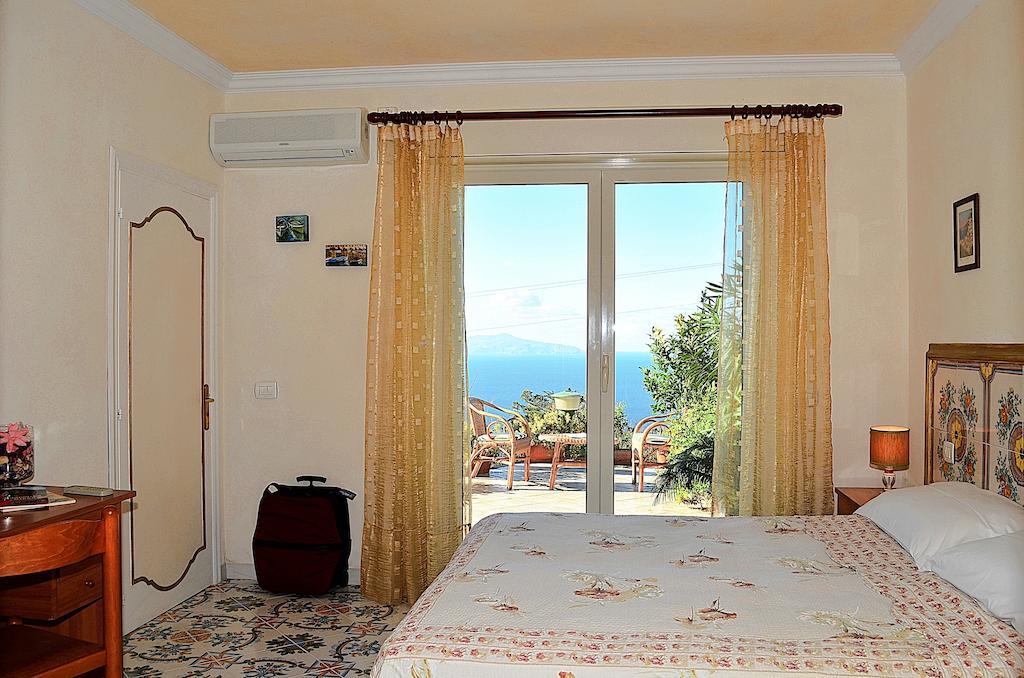 Le Ginestre Di Capri Bb & Holiday House Anacapri  Eksteriør bilde