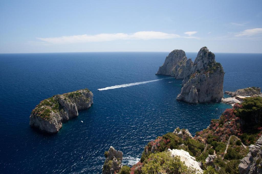 Le Ginestre Di Capri Bb & Holiday House Anacapri  Eksteriør bilde