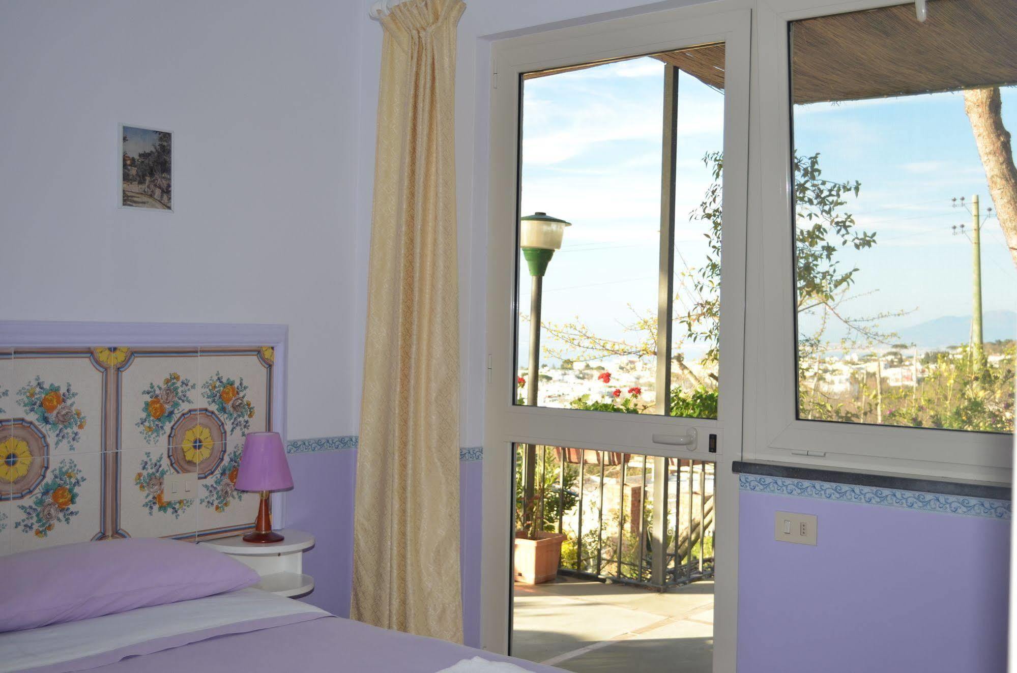 Le Ginestre Di Capri Bb & Holiday House Anacapri  Eksteriør bilde